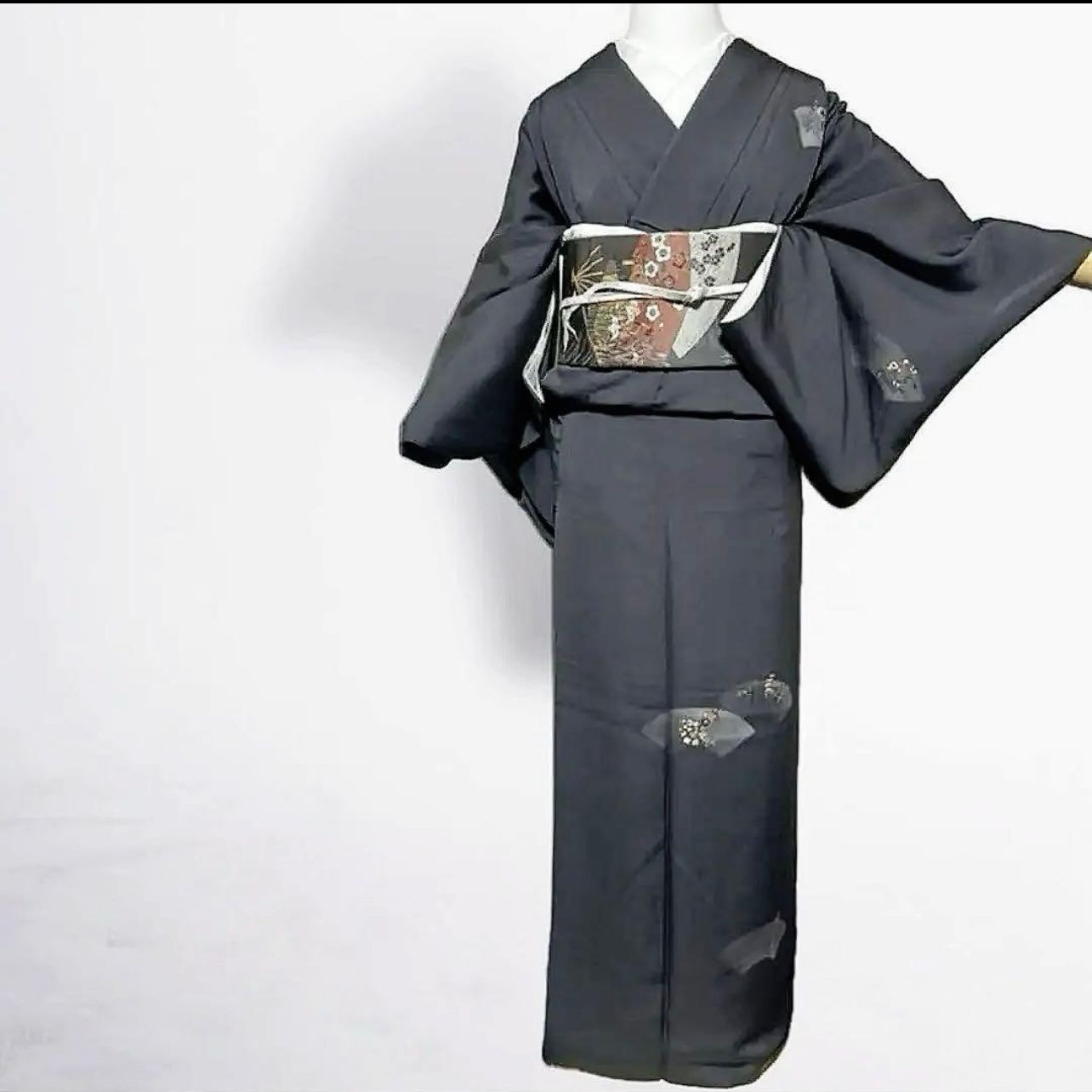 美品 袷 正絹 蘇州刺繍 縮緬 訪問着 フルセット 西陣唐織漆箔袋帯 裄68