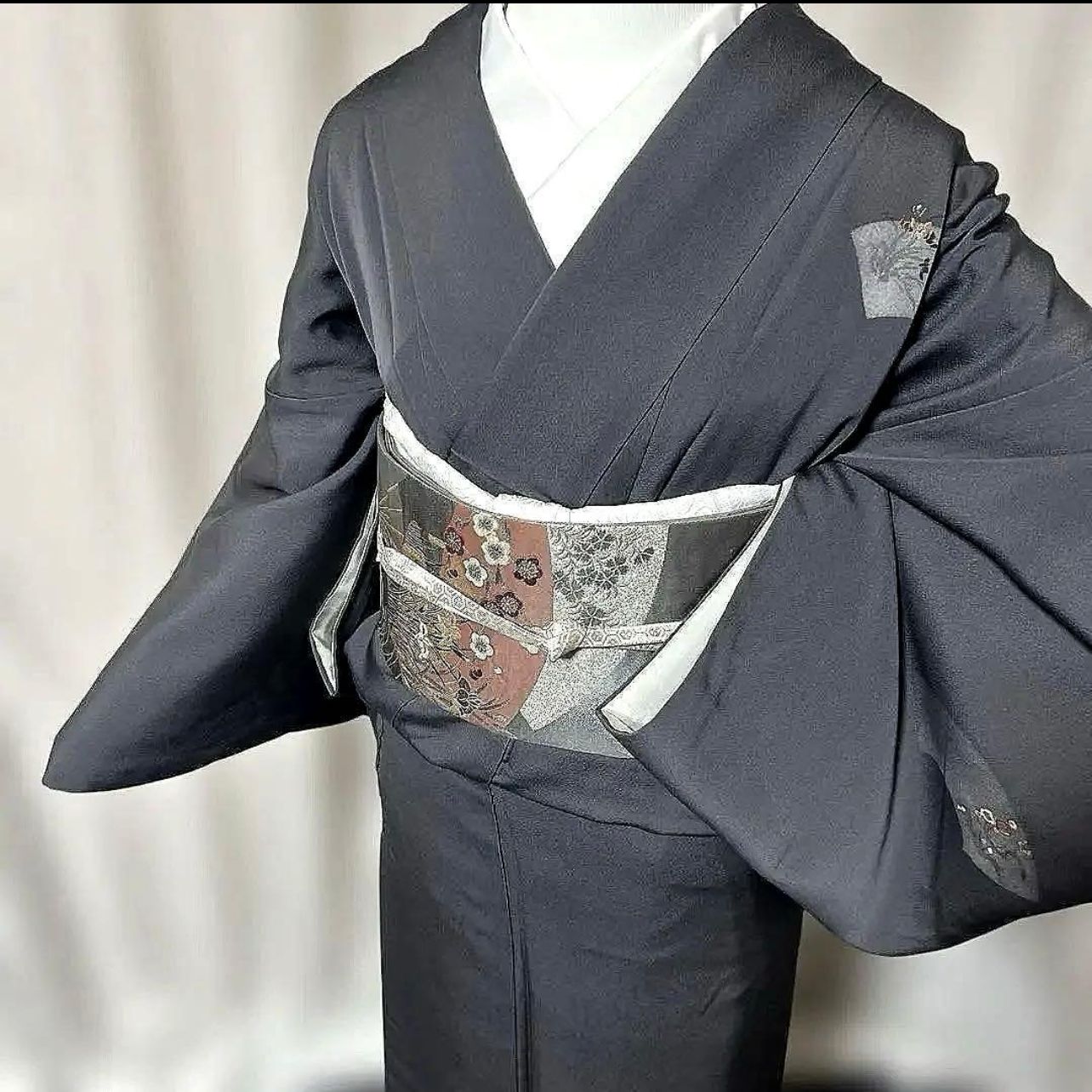 美品 袷 正絹 蘇州刺繍 縮緬 訪問着 フルセット 西陣唐織漆箔袋帯 裄68