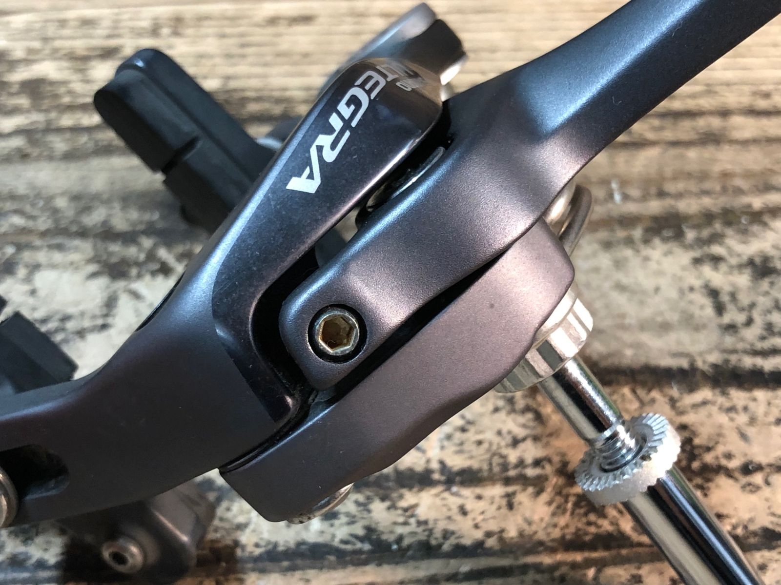 JM625 シマノ SHIMANO アルテグラ ULTEGRA BR-6700 ブレーキキャリパー