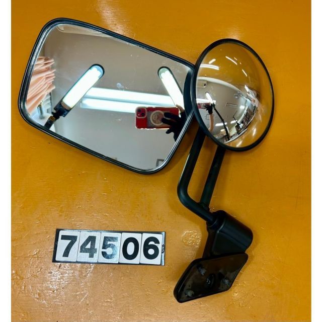 74506 中古 車 日産 E24 キャラバン？ サイドミラー - メルカリ