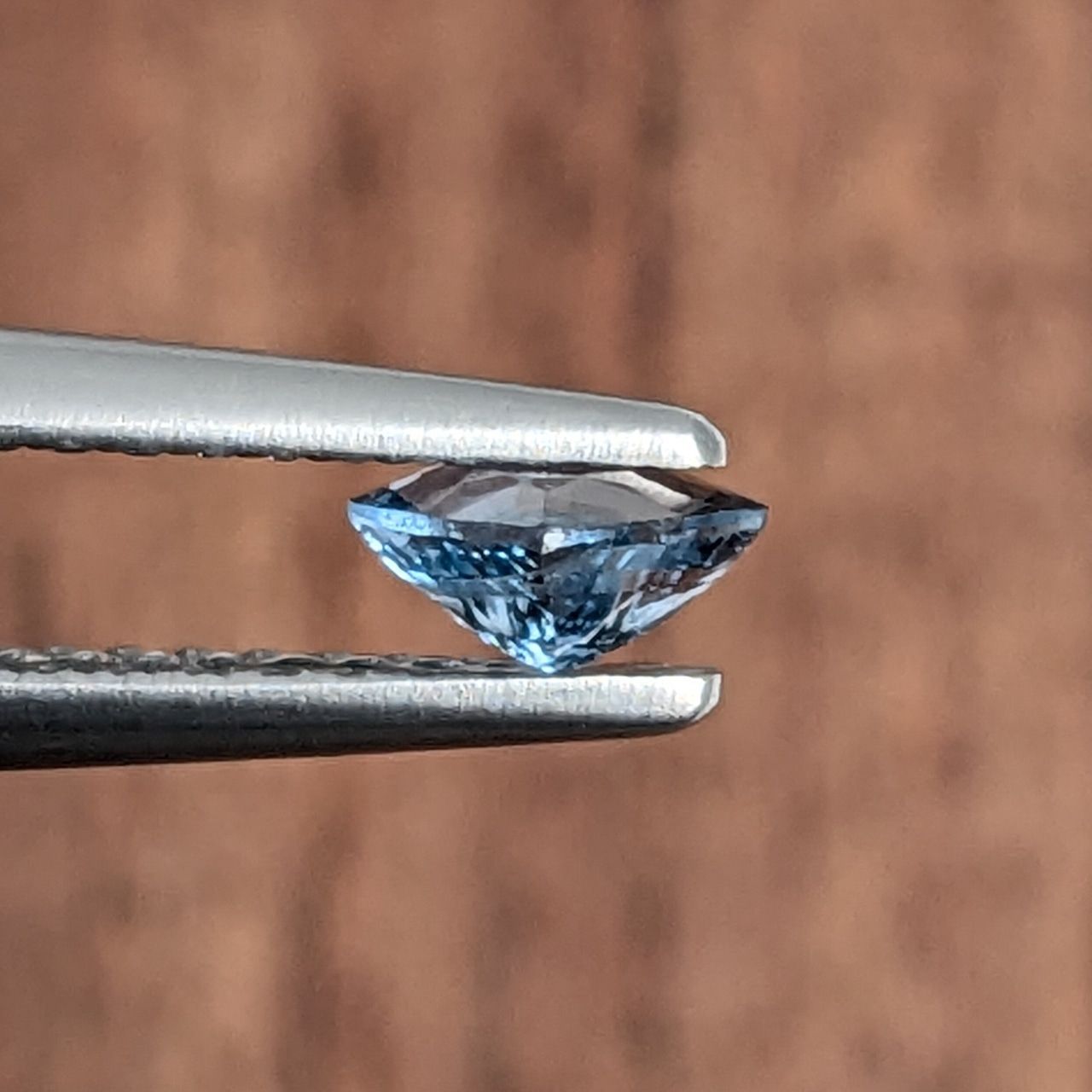 非加熱コバルトスピネル タンザニア産【0.34ct】PRO206333 - メルカリ