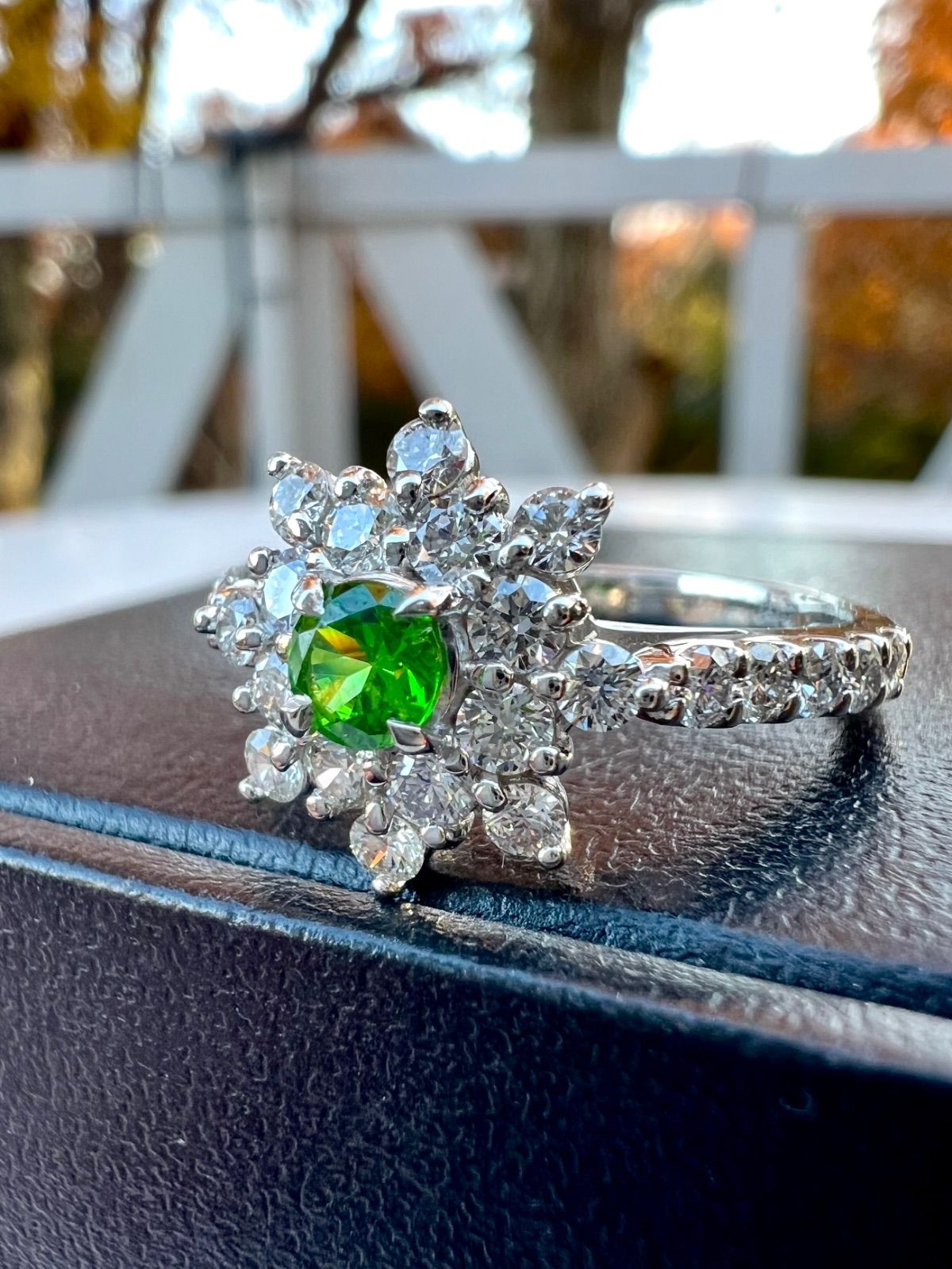 天然デマントイドガーネット PT950リング TOP！DEMANTOIDデマントイドガーネットPt950 H&Cダイヤモンドリング