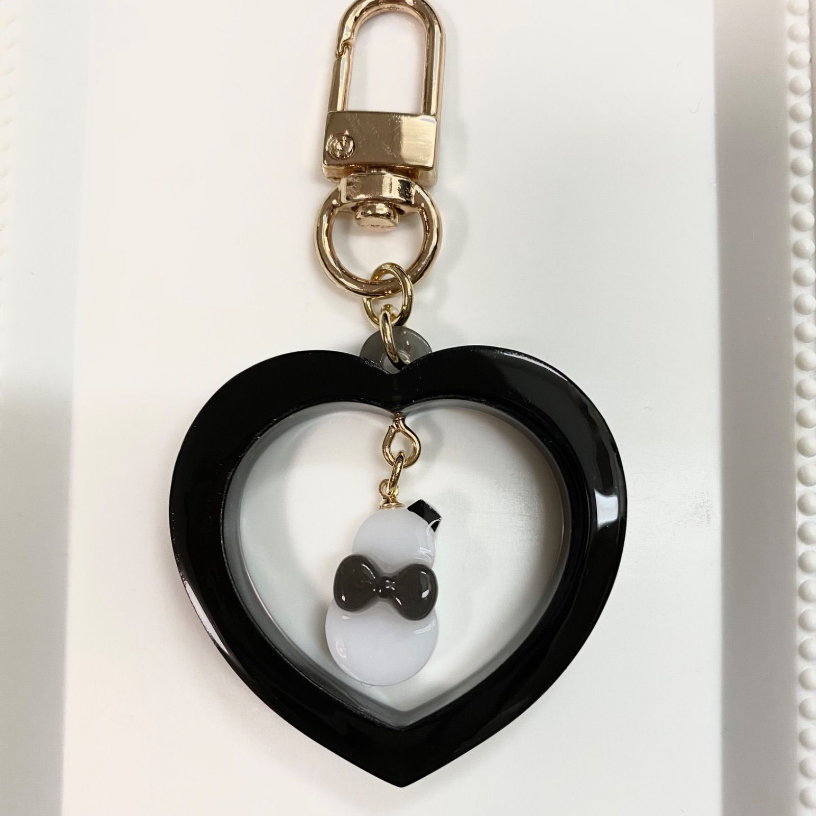 ハンドメイド レジンキーホルダー 推し活キーホルダー スノーマン