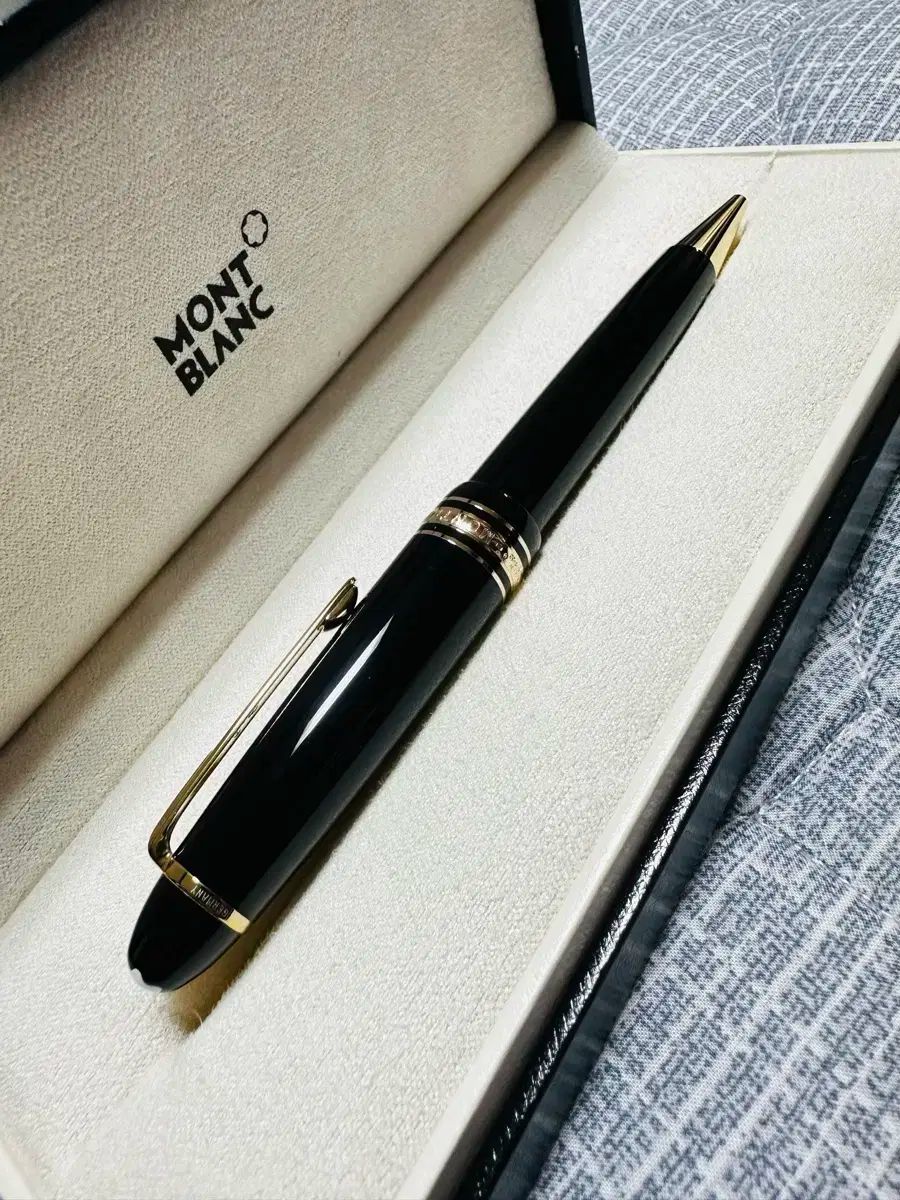 モンブラン マイスターシュテュック 161 ルグラン ボールペン ほぼ