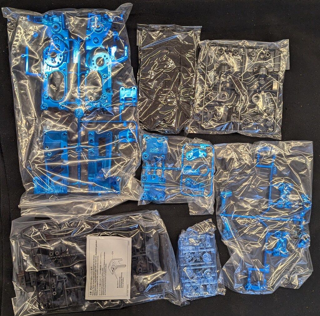 タミヤ 1/10電動RCハイパフォーマンスレーシングカー M-03Rシャーシ