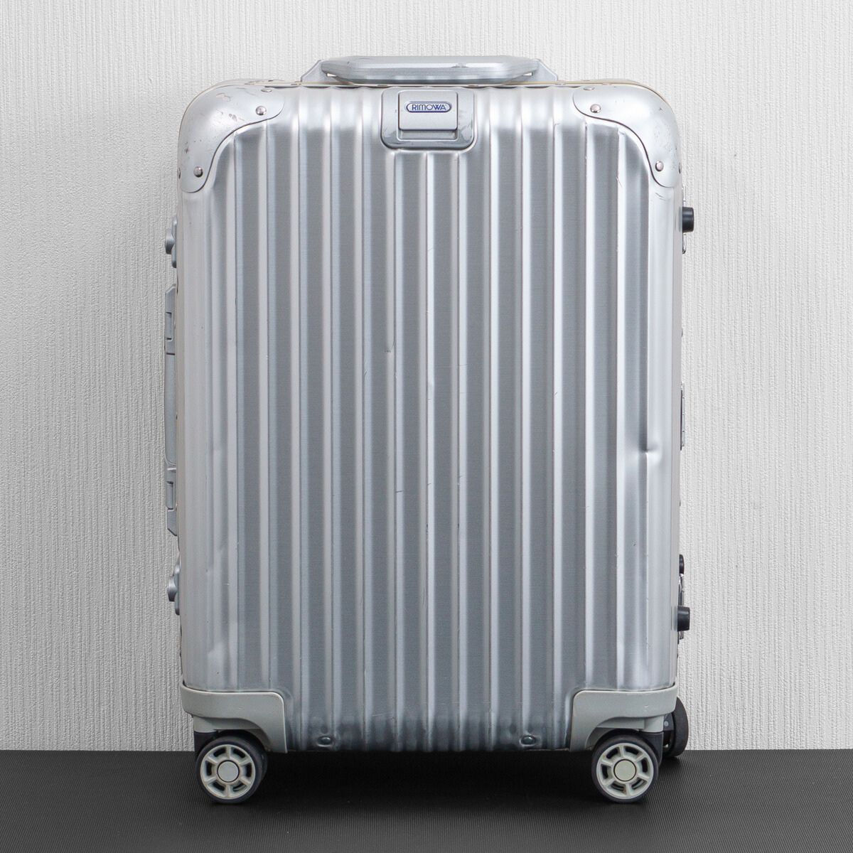 RIMOWA リモワ TOPAS トパーズ 32L 機内持ち込み 4輪 TSAロック