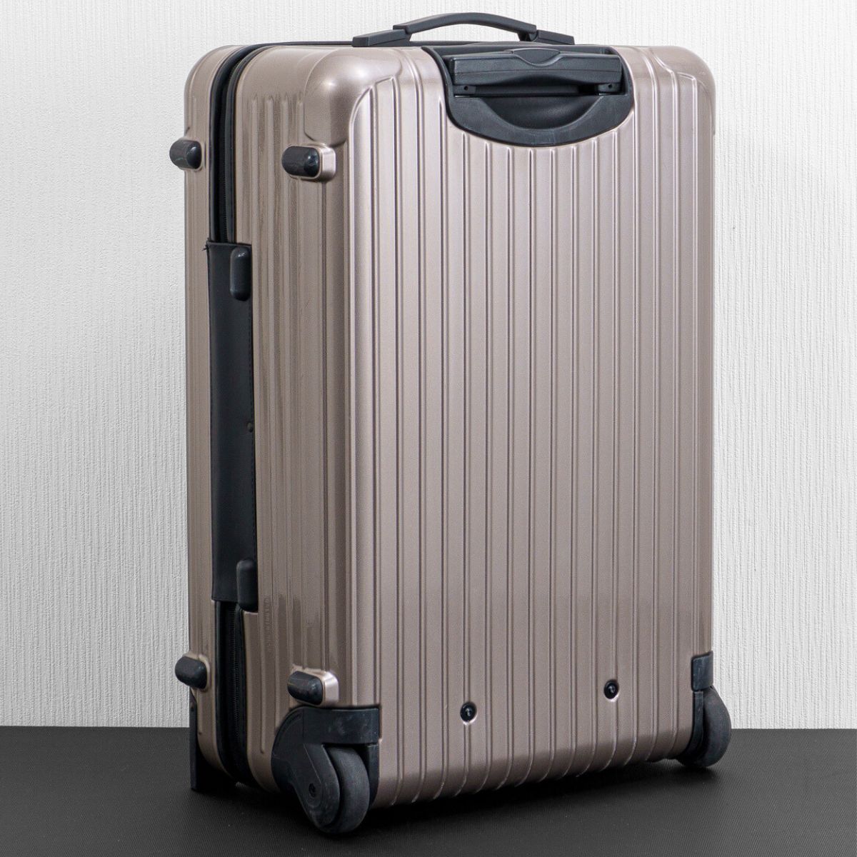 美品　RIMOWA SALSA 2輪 TROLLEY 63L キャリーケース RIMOWA リモワ SALSA サルサ 63L 2輪 TSAロック プロセコ シャンパン