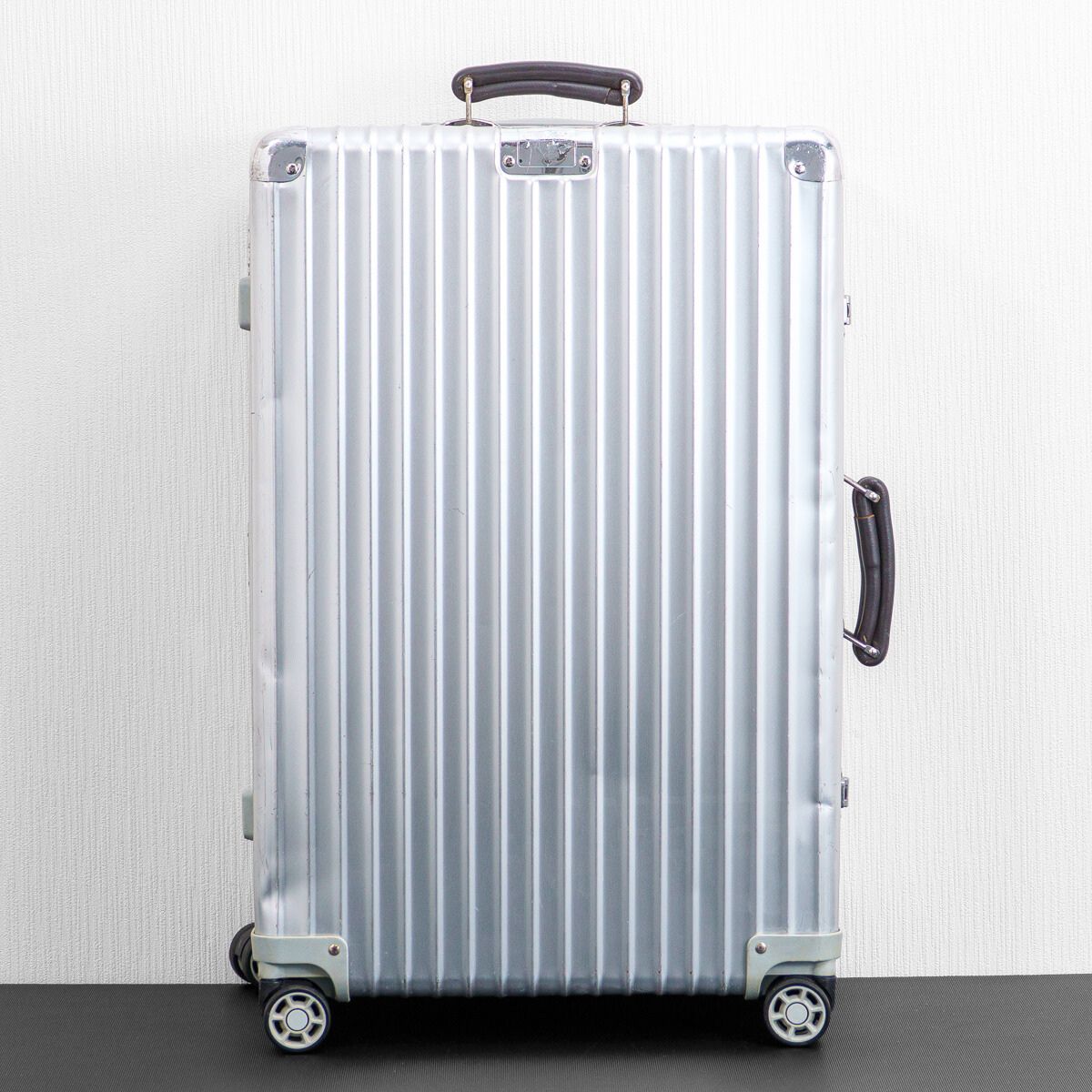 RIMOWA リモワ CLASSIC FLIGHT クラシックフライト 60L 4輪 TSAロック