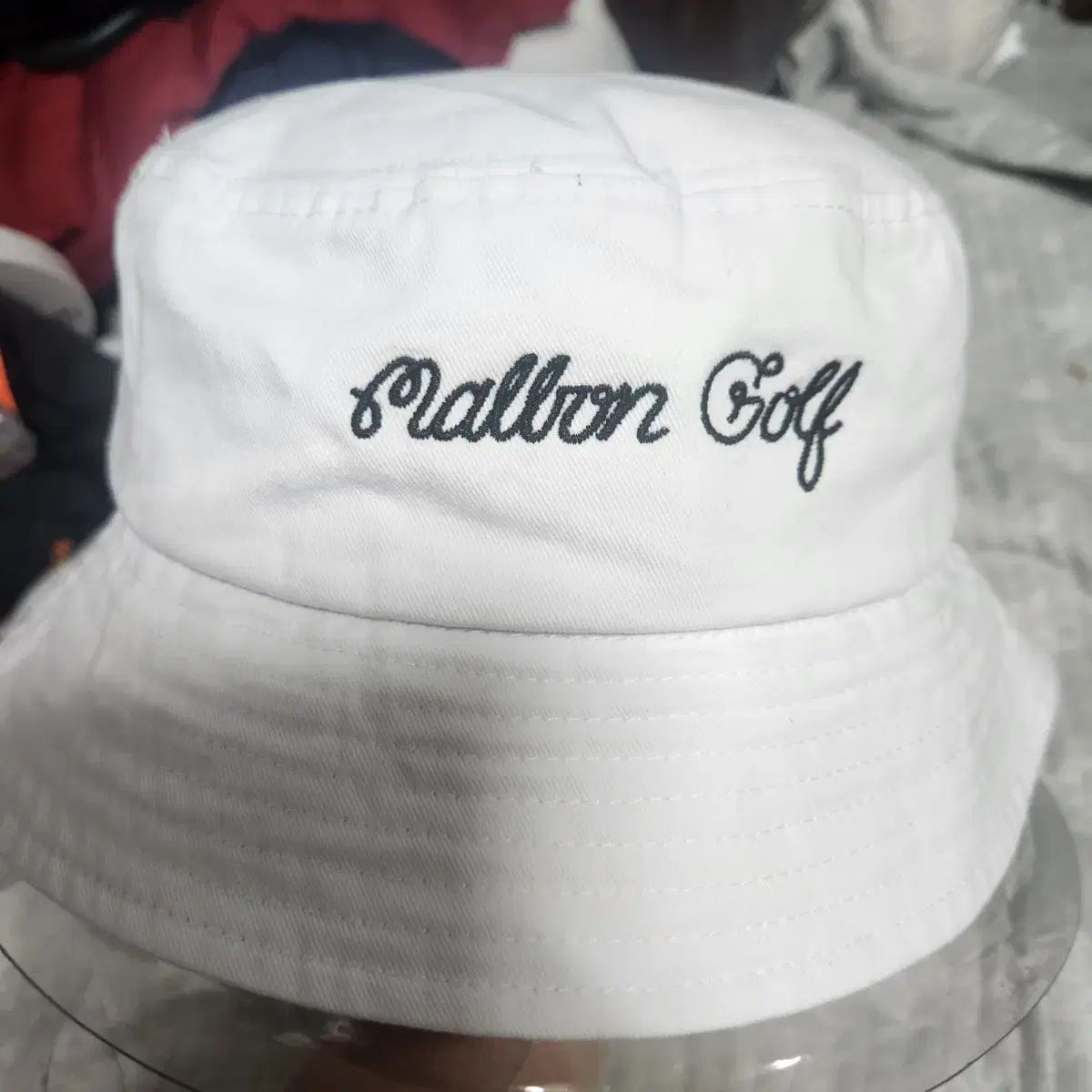 malbon golf 限定バケットハット　新品　未使用 限定MALBON GOLF マルボン ゴルフ バケットハット 白