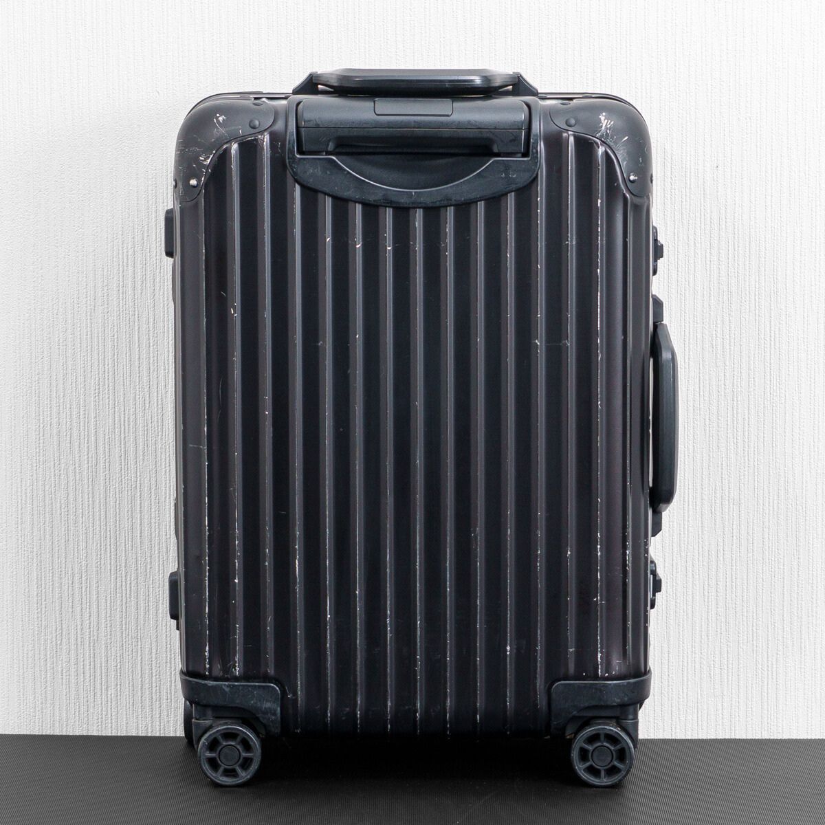 RIMOWA リモワ TOPAS Stealth トパーズステルス 32L 機内持ち込み 4輪