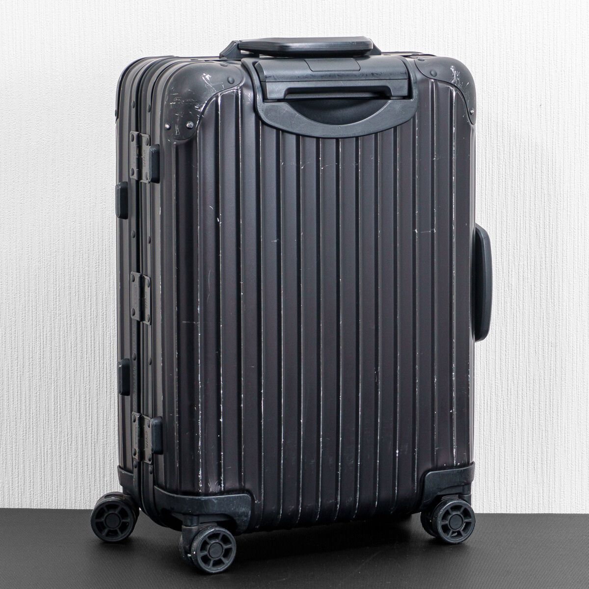 RIMOWA リモワ TOPAS Stealth トパーズステルス 32L 機内持ち込み 4輪