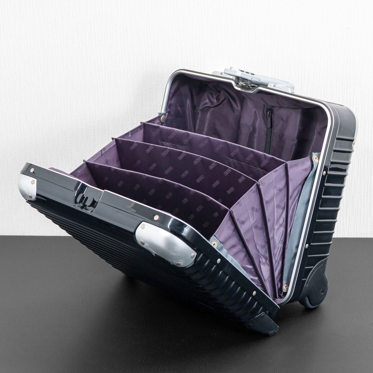 RIMOWA リモワ LIMBO リンボ 27L 機内持ち込み 2輪 TSAロック グロス