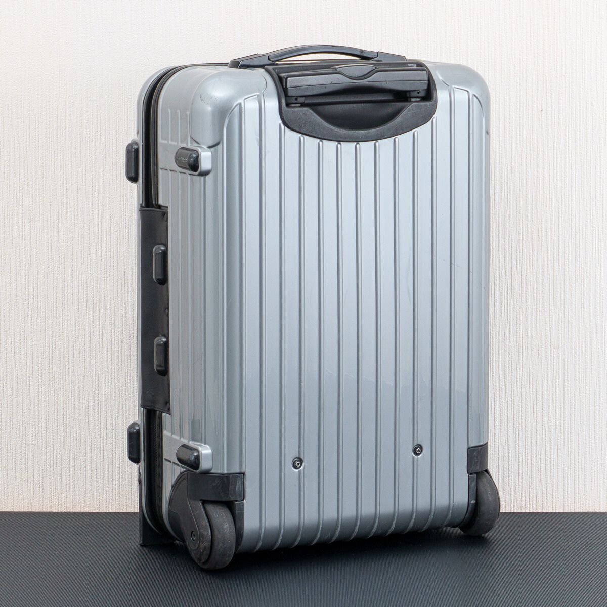 RIMOWA リモワ SALSA サルサ 35L 2輪 機内持ち込み TSAロック キャビン