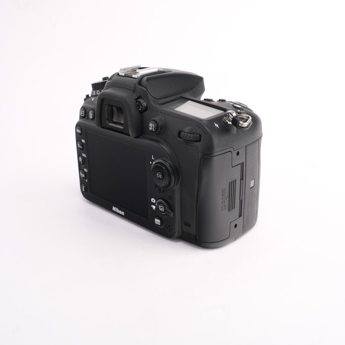 中古】(ニコン) Nikon D7200 ボディ - メルカリ
