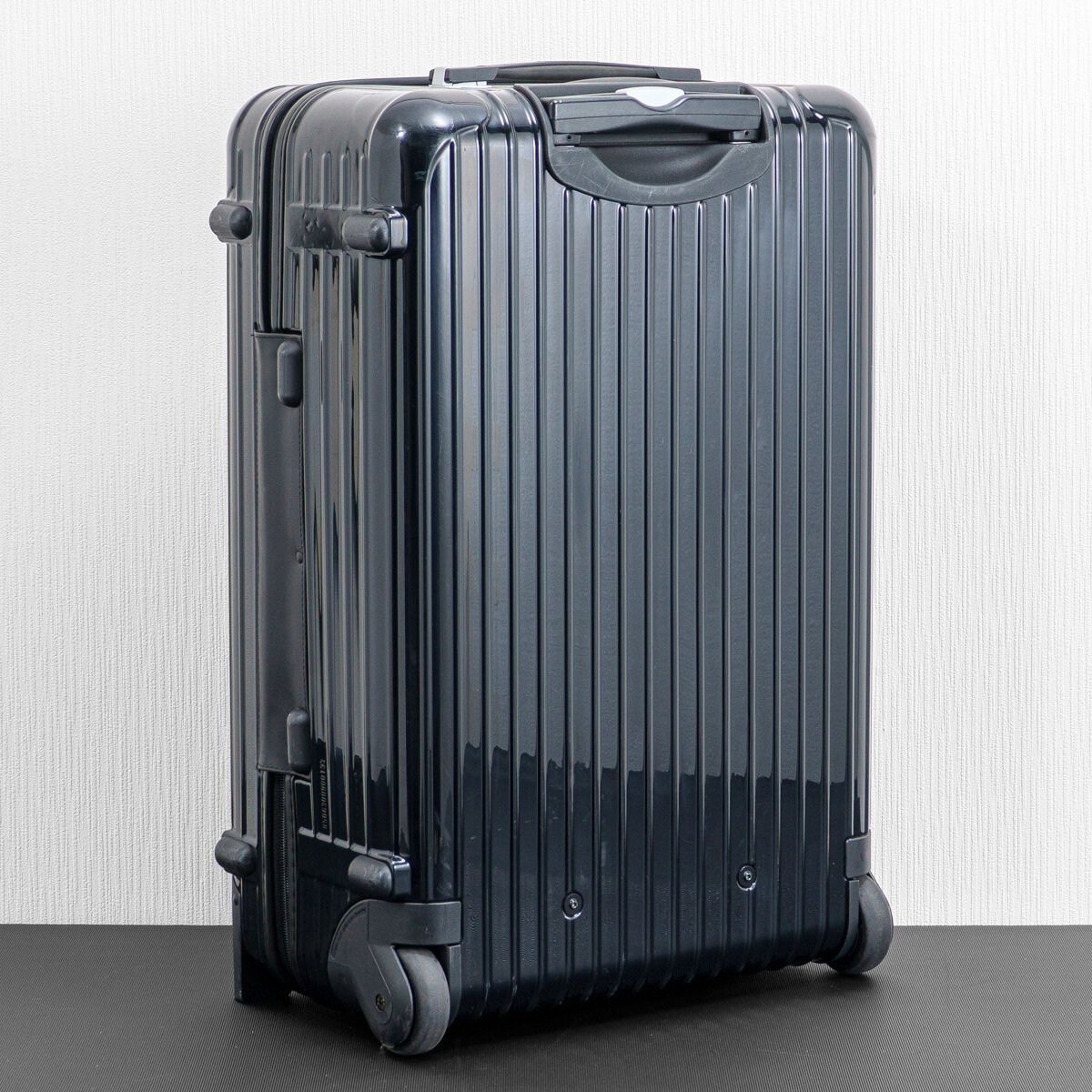 美品 RIMOWA リモワ SALSA DELUXE サルサデラックス 63L 2輪 TSAロック