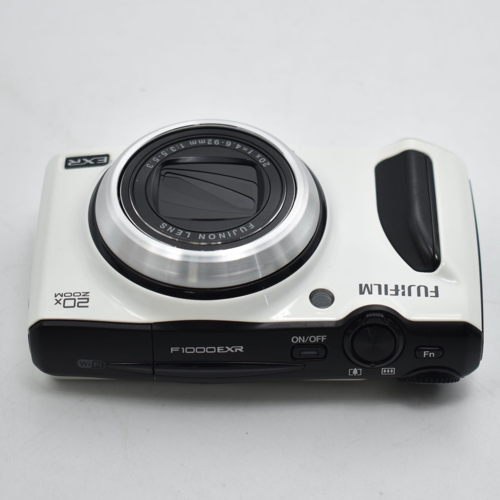 FUJIFILM F1000EXR ホワイト コンパクトデジタルカメラ Amazon.co.jp: FUJIFILM コンパクトデジタルカメラ F1000EXR ホワイト