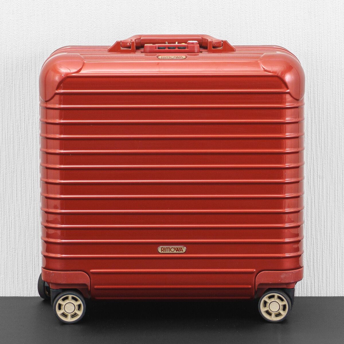 RIMOWA リモワ SALSA DELUXE レッド 4輪 機内持ち込み可