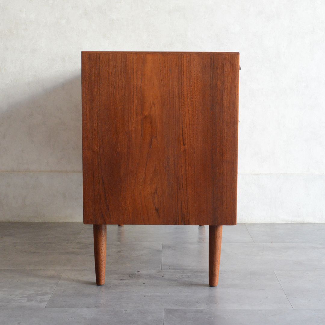 デンマーク チーク材 3段チェスト 北欧家具 ヴィンテージ ミッドセンチュリー デンマーク 北欧ヴィンテージ チーク 3段チェスト 北欧家具 ミッド