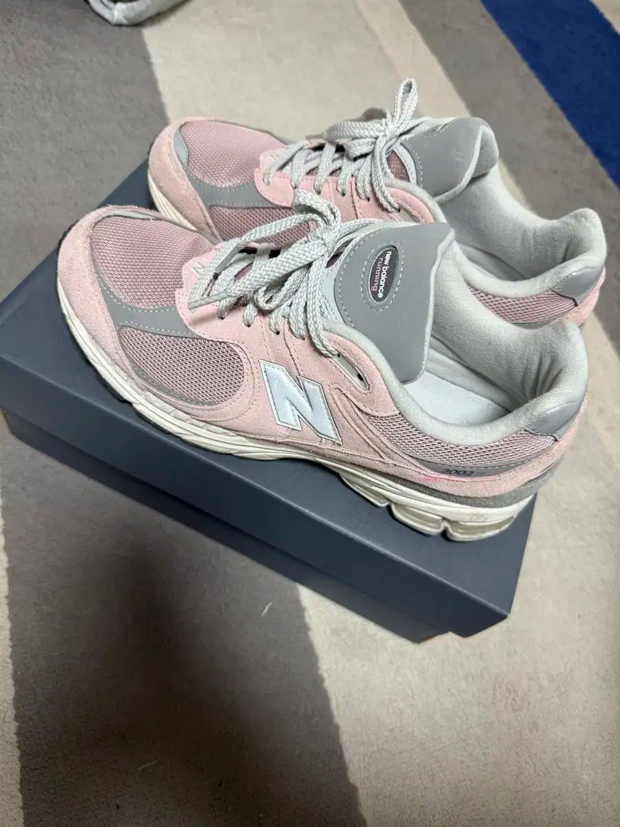ニューバランス 2002R オブ ストア ピンク 280 New Balance 2002R Pink Sand (GS) | Grade Size  6.5 /