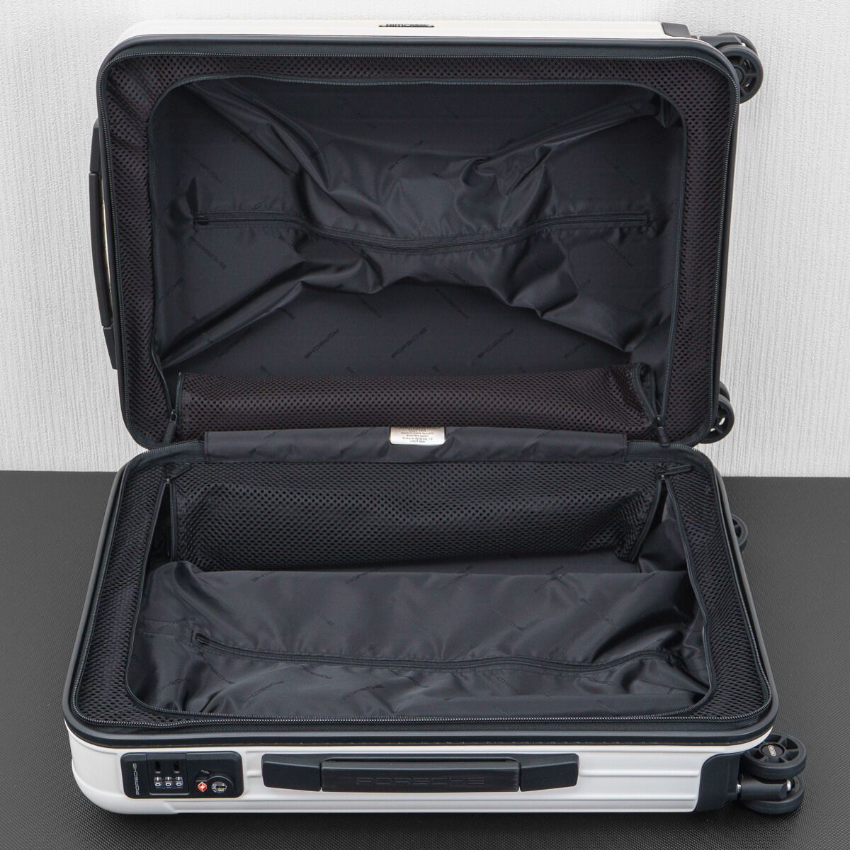 未使用保管品 RIMOWA リモワ PORSCHE ポルシェ UL2.0 ウルトラライト