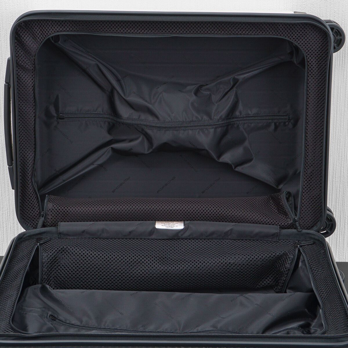 機内持込◎ RIMOWA リモワ PORSCHE ポルシェ サルサ 2輪 35L 美品 RIMOWA リモワ PORSCHE ポルシェ SALSA サルサ 32L 4輪 TSAロック