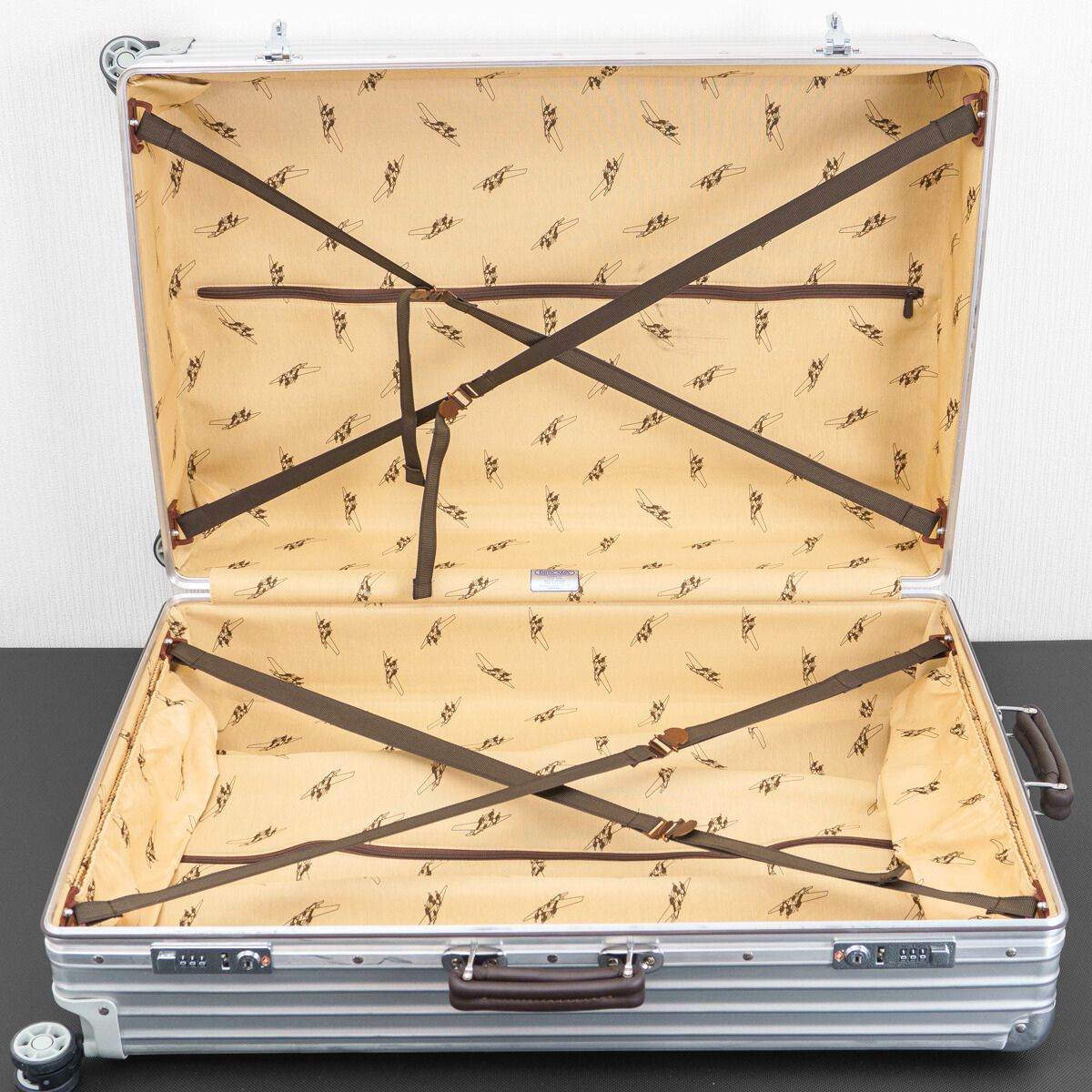 RIMOWA リモワ CLASSIC FLIGHT クラシックフライト 97L 4輪 TSAロック