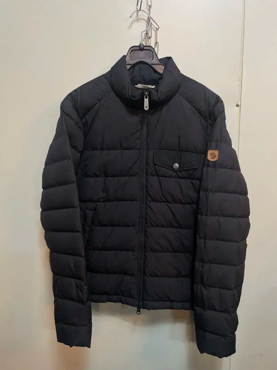 小売業者 フェールラーベン グース ダウン FJALLRAVEN(フェール