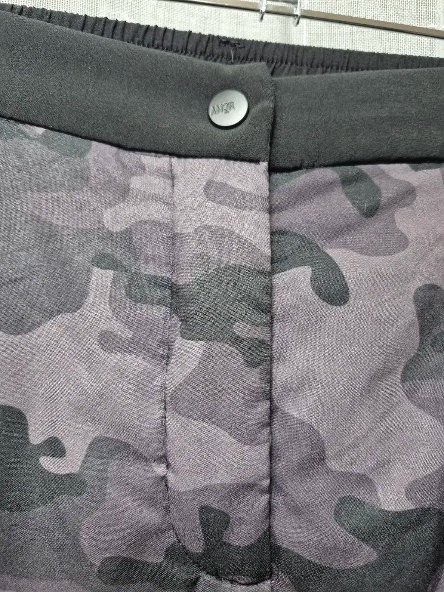 カモ トレーナー