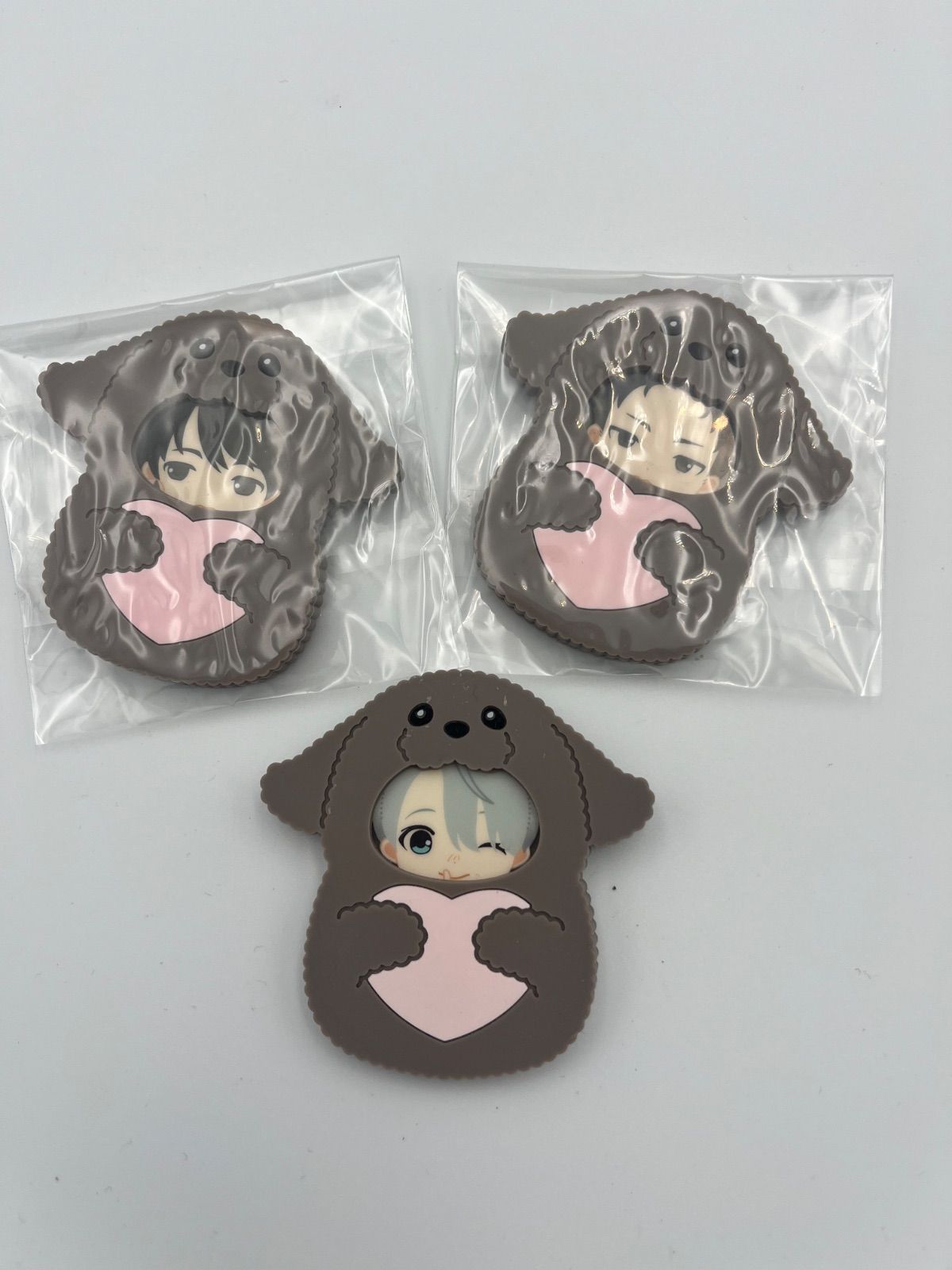 ユーリ!!!on ICE着ぐるみバッジ　未開封BOX ユーリ!!!on ICE着ぐるみバッジ 未開封BOX TVアニメ「ユーリ!!! on ICE