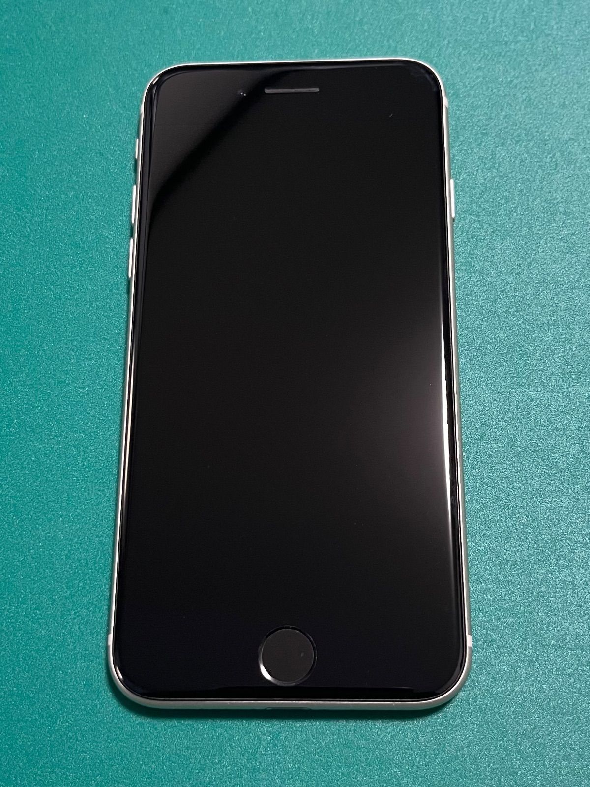 中古】iPhone SE（第3世代） ホワイト 128 バテリ100% 48 - メルカリ