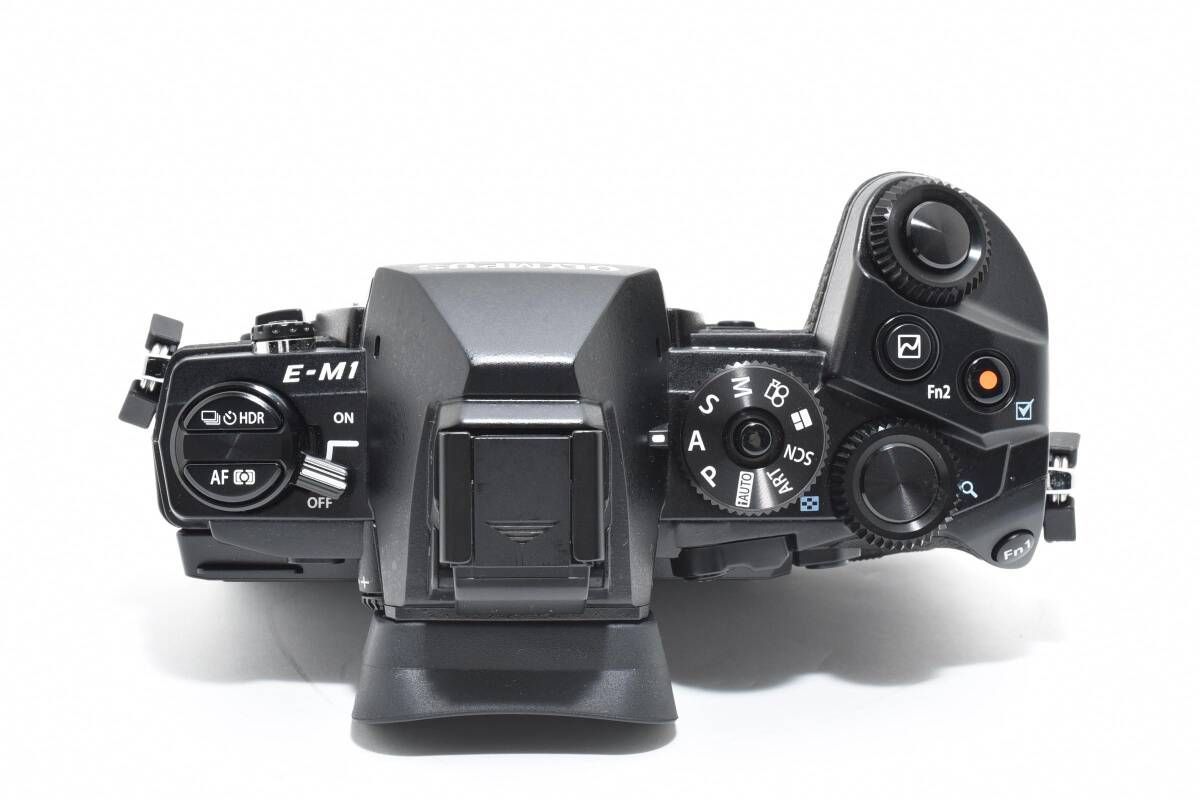 オリンパス OLYMPUS OM-D E-M1 ボディ＜ショット数8009枚＞ オリンパス OLYMPUS OM-D E-M1 ボディ＜ショット数8009枚＞ オリンパス