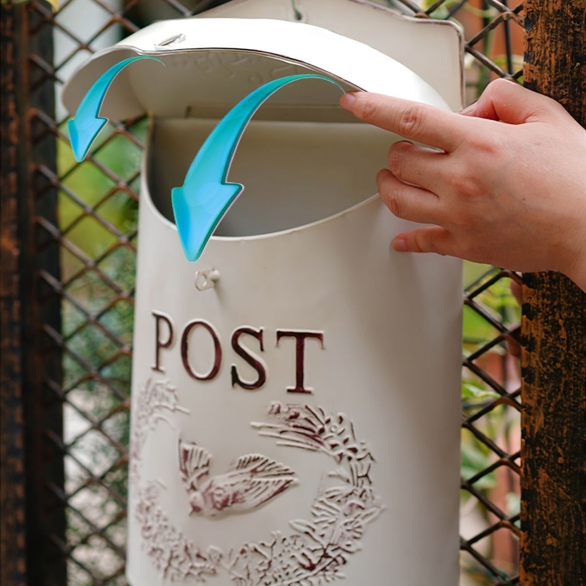 レトロな魅力】アメリカン ヴィンテージ風 壁掛け 郵便ポスト