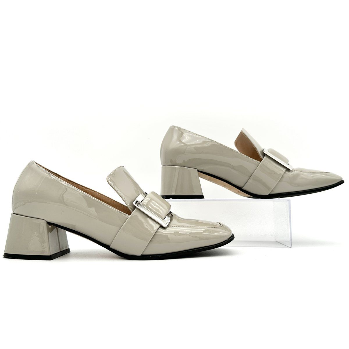 sergio rossi ライトグレーローファー 35サイズ sergio rossi ライトグレーローファー 35サイズ sergio rossi ライト