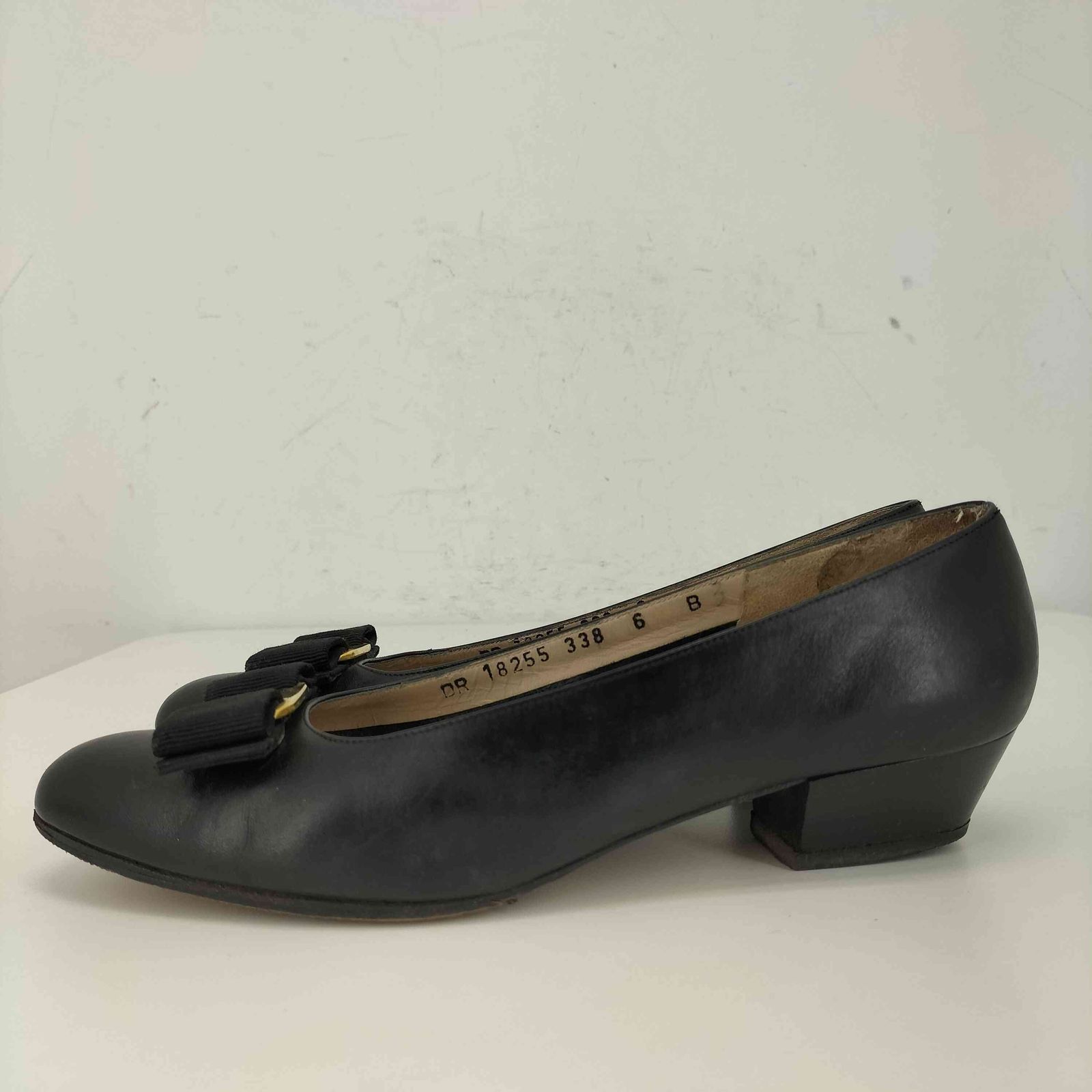 サルヴァトーレフェラガモ リボンパンプス 6 1/2D サルヴァトーレフェラガモ Salvatore Ferragamo リボンパンプス