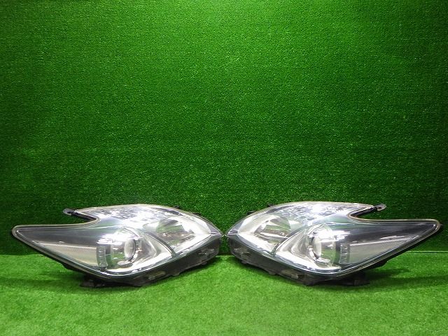 30プリウス ヘッドライト左右 ハロゲン ZVW30 前期 47-29 ホ トヨタ