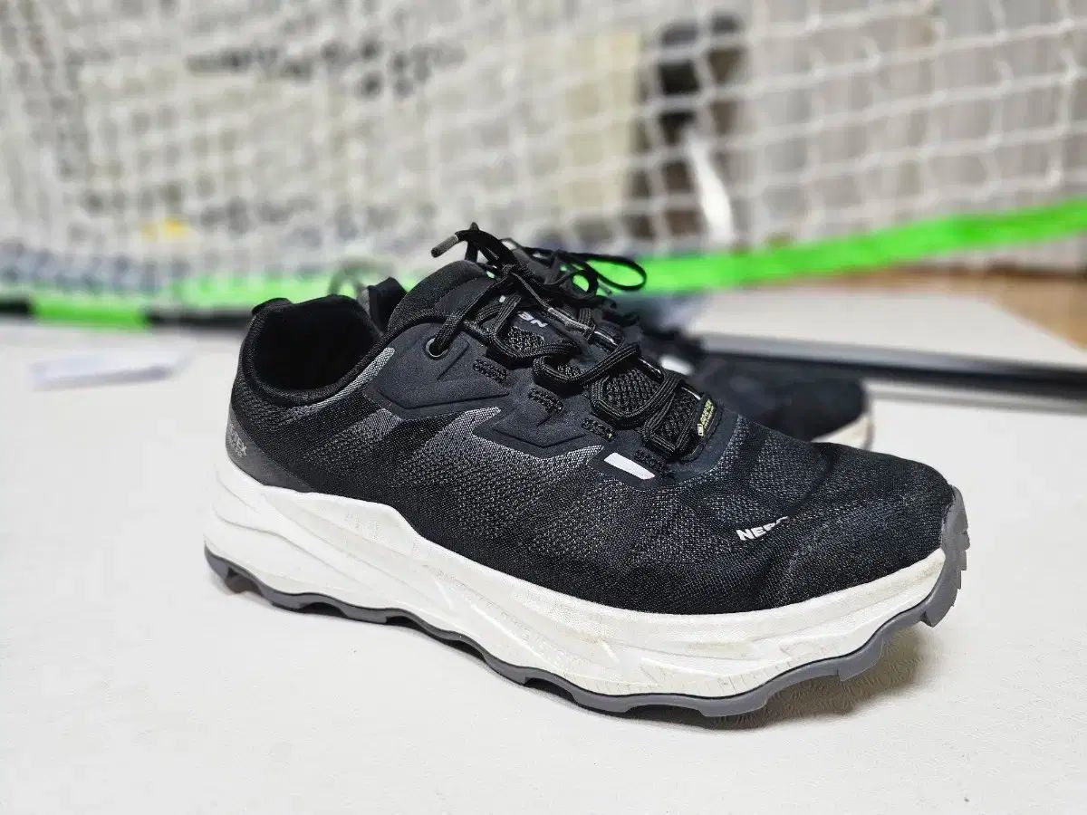 2025年 NEPA ネパ店舗 - GORE-TEX ゴアテックス メンズ 登山靴 販売