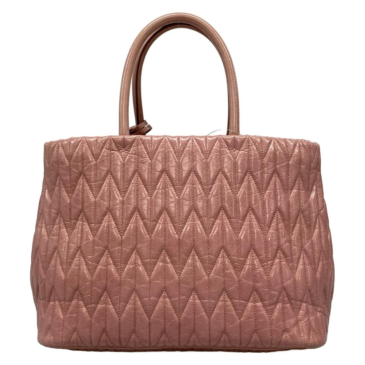 miumiu トートバッグ ピンクベージュ miumiu(ミュウミュウ) トートバッグ マテラッセ ピンク レザー - メルカリ