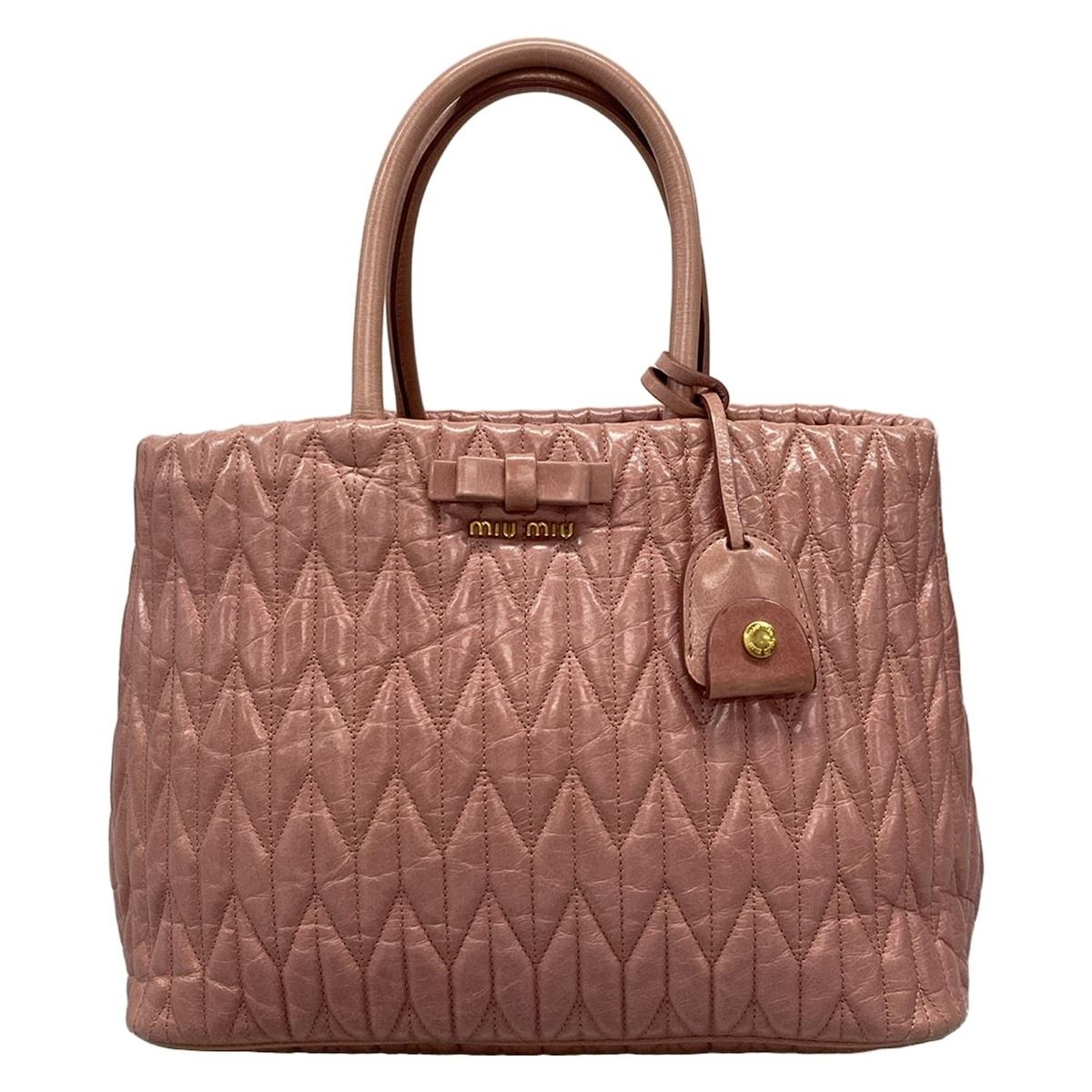 miumiu マトラッセ　ナッパレザー3wayトートバッグ miumiu(ミュウミュウ) トートバッグ マテラッセ ピンク レザー - メルカリ