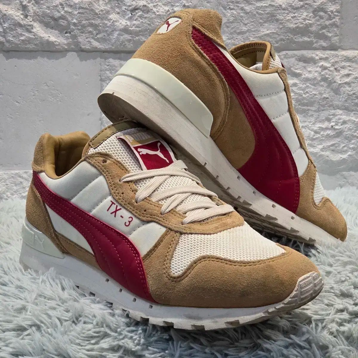 5q-21:プーマ TX-3 ベージュ レッド (24cm) - 状態良し