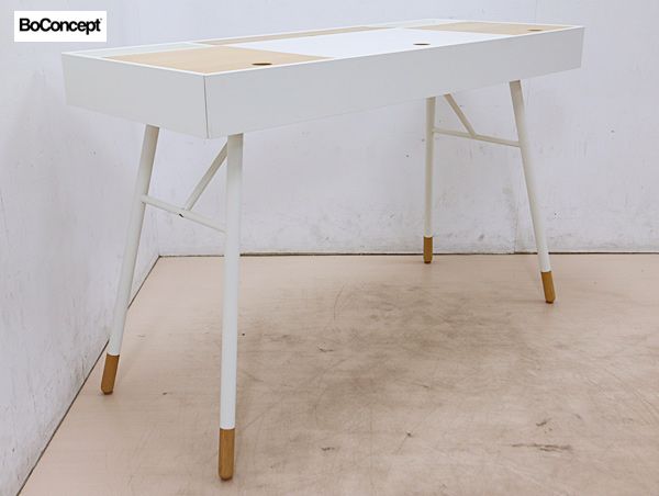 ☆展示品☆ BoConcept ボーコンセプト Cupertino クパチーノ パソコン