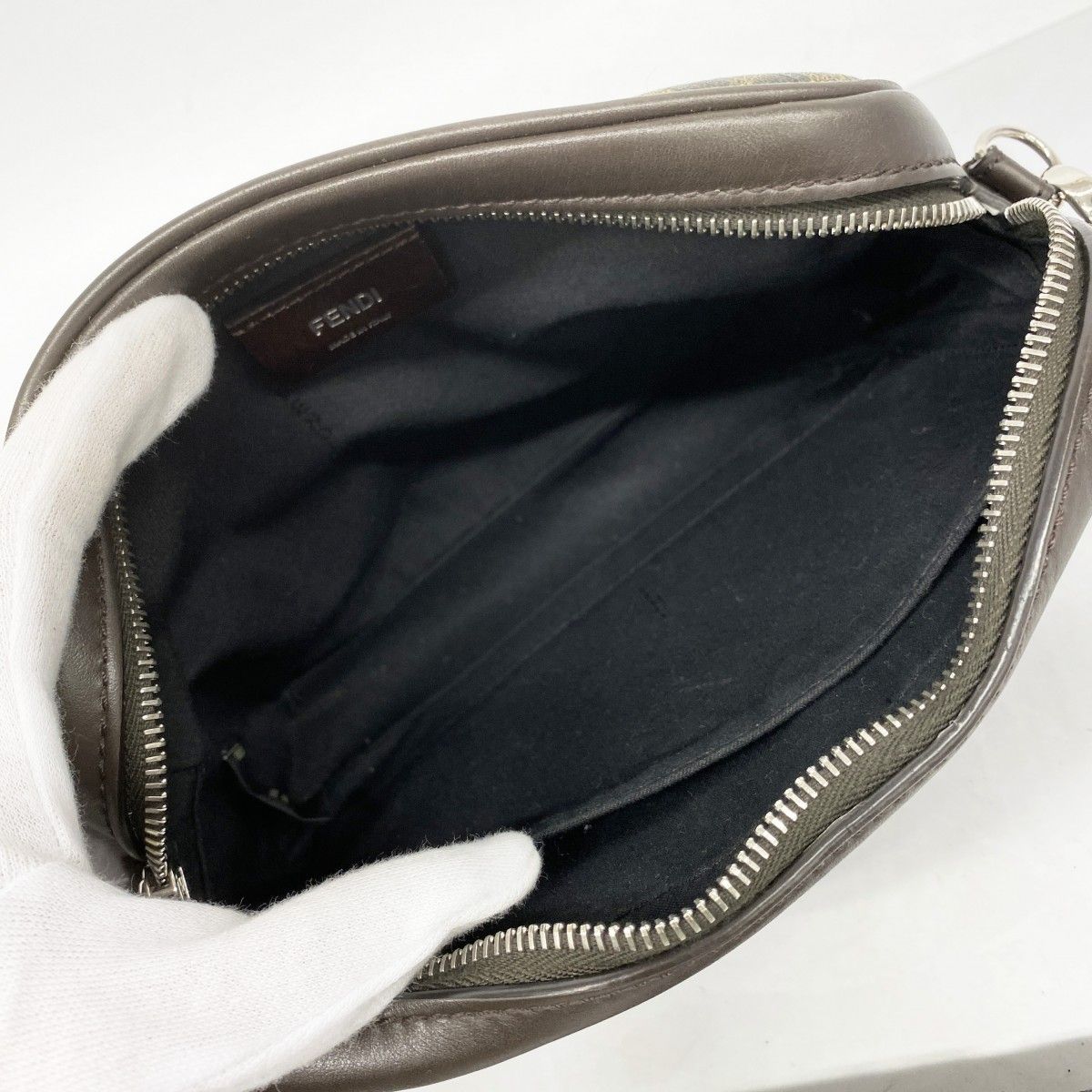 5od4224】フェンディ ショルダーバッグ ズッカ PVC ブラウン イエロー