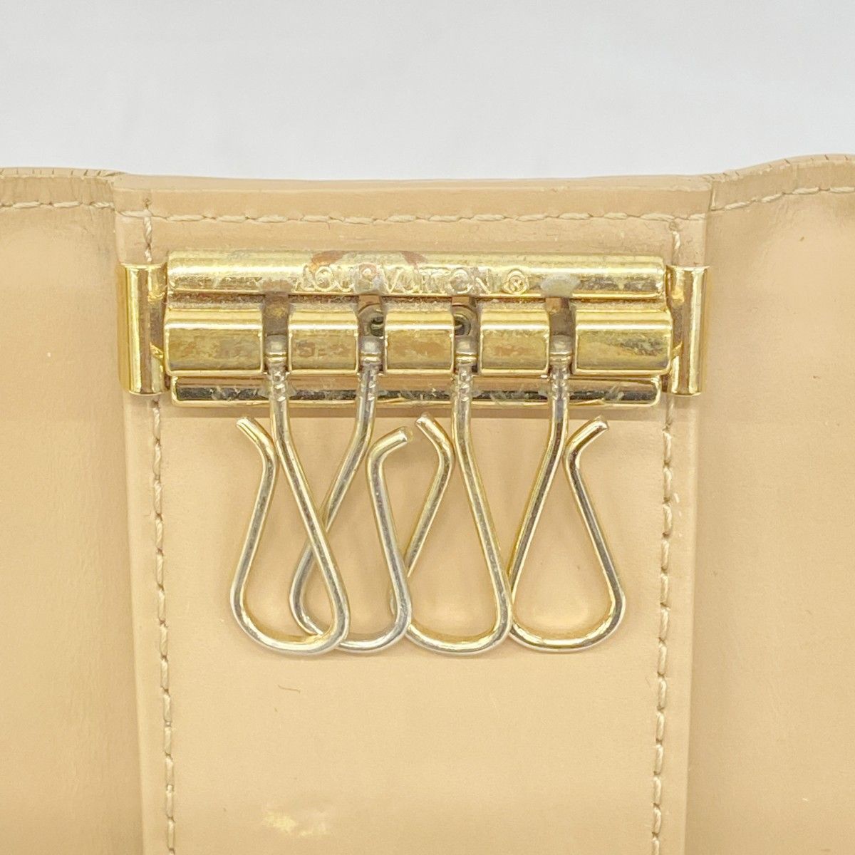 ヴェルニ ミュルティクレ4