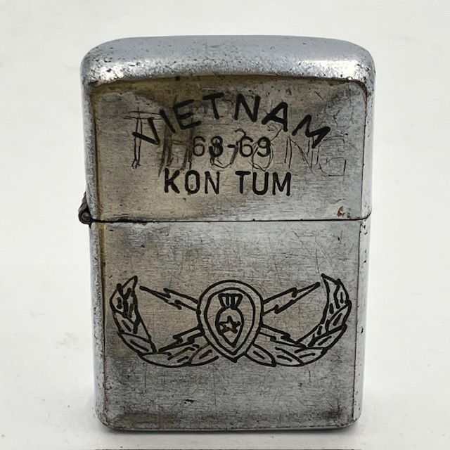 米陸軍ベトナム戦争本物ベトナムZippo1968 戦闘歩兵章・第一騎兵師団