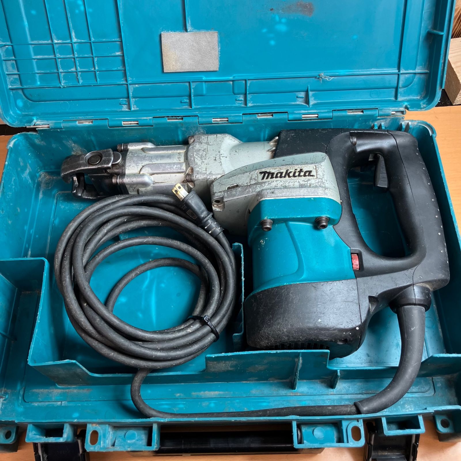 ☆マキタ(makita) ハンマドリル HR4030C【越谷店】 - メルカリ