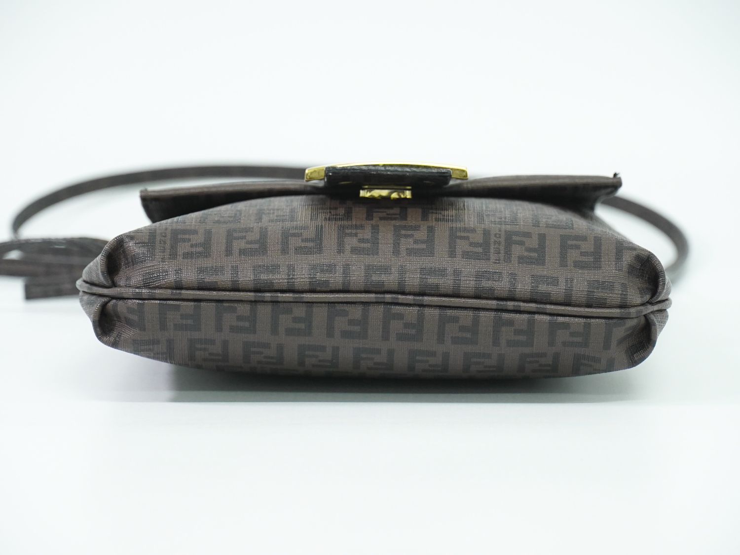 本物 フェンディ FENDI ズッキーノ ショルダーバッグ ポシェット PVC