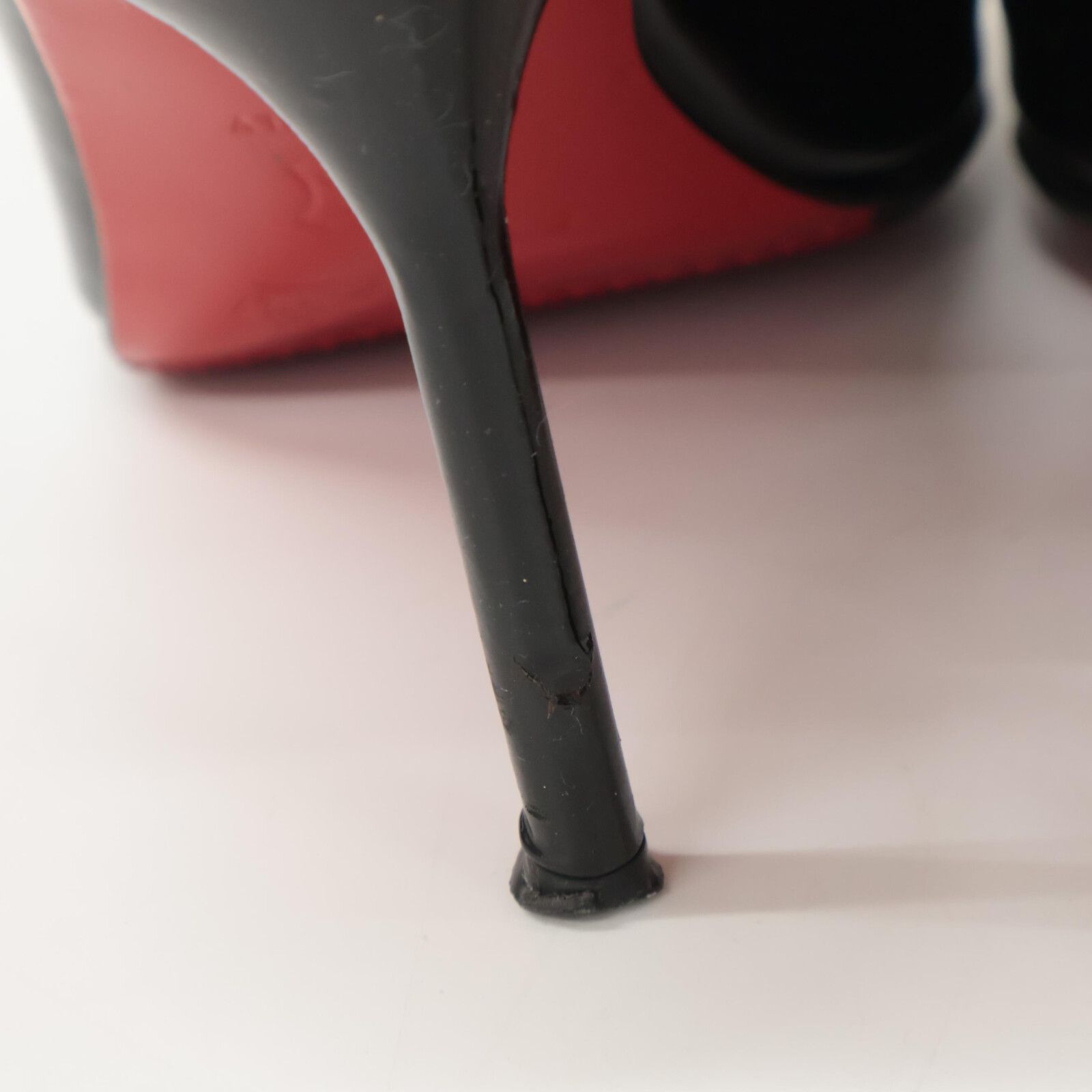 クリスチャンルブタン オープントゥ リボンパンプス クリスチャンルブタン オープントゥ リボンパンプス クリスチャン