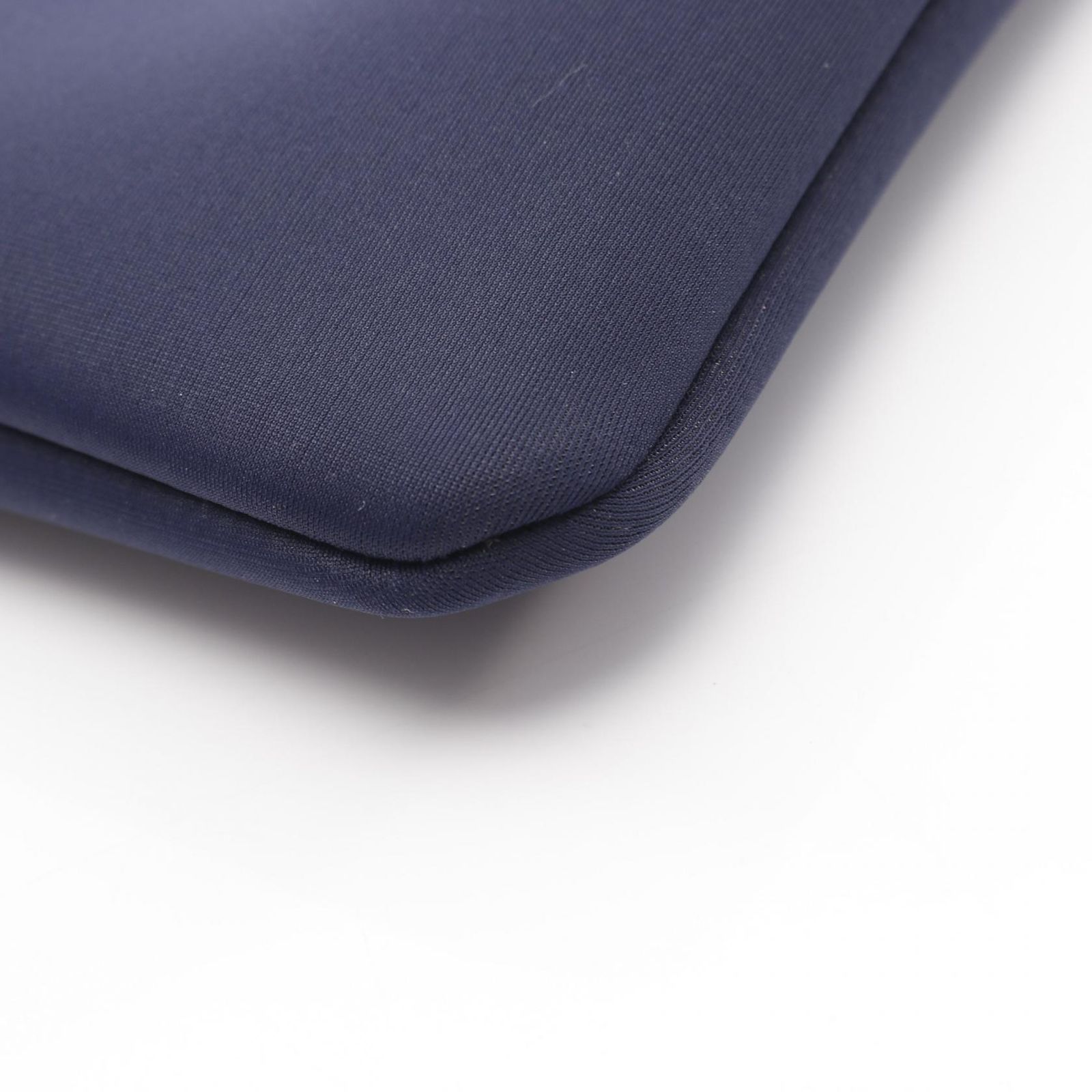 エルメス HERMES ポーチ ネオバンGM ブルーマリン H104313M 01 ブルー