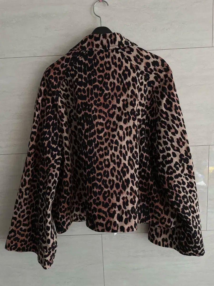 GANNI レオパード ジャケット - メルカリ