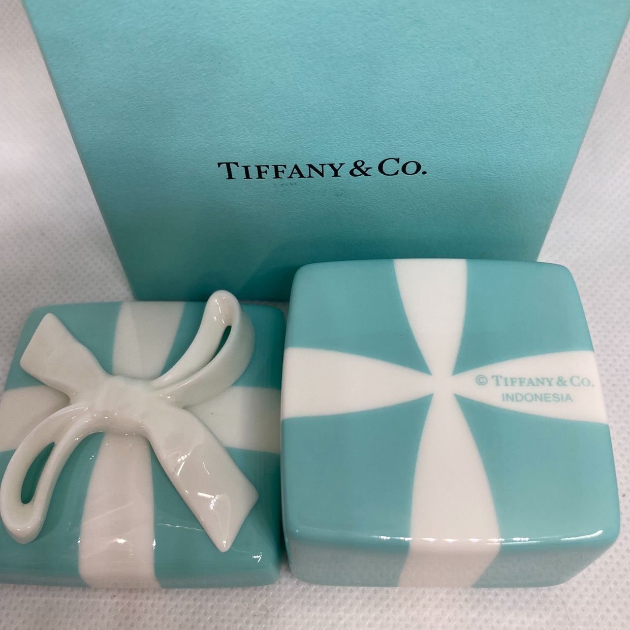 TIFFANY】ティファニー 小物入れ 陶器 プレゼントボックス ミニブルー