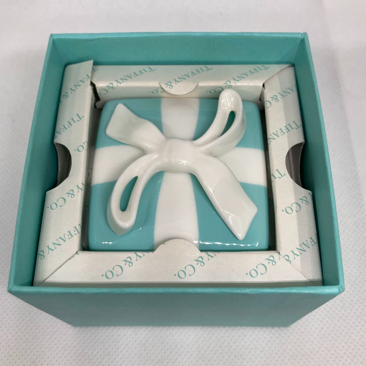 TIFFANY】ティファニー 小物入れ 陶器 プレゼントボックス ミニブルー